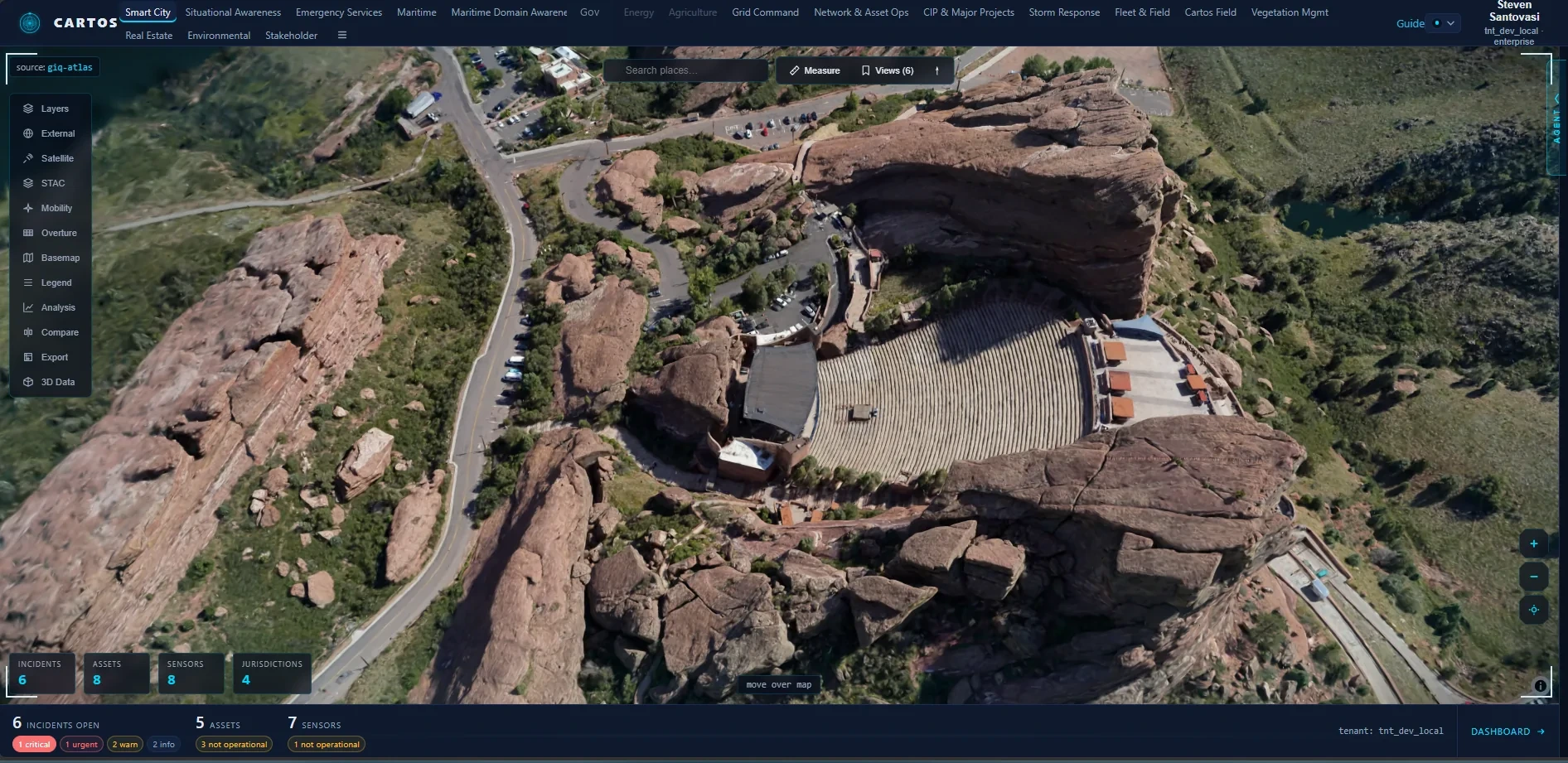A photoreal 3D Gaussian splat of Red Rocks Amphitheatre (ESRI drone sample) served on the Cartos map, with the 3D Data panel open.